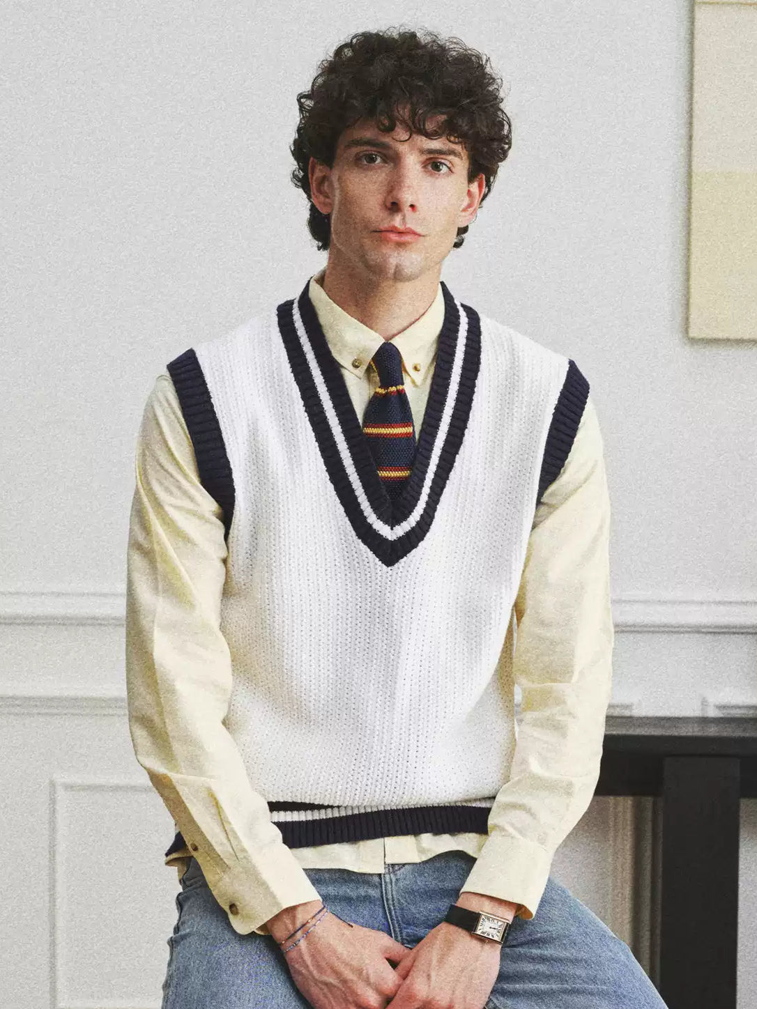 Contrast Color V-Neck Vest